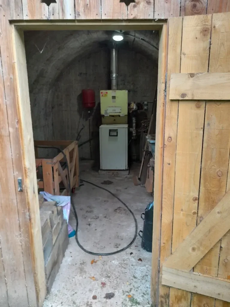 old off grid heating system Nuneaton